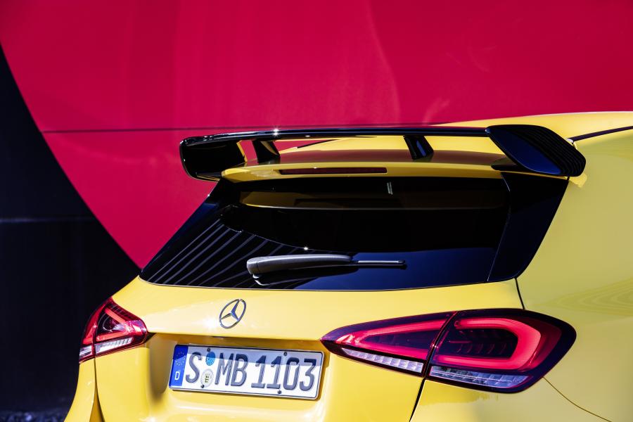 Детали экстерьера Mercedes-AMG A35 4Matic Aerodynamic Package (W177) 2018 года  (WW) (фото 28 из 31)